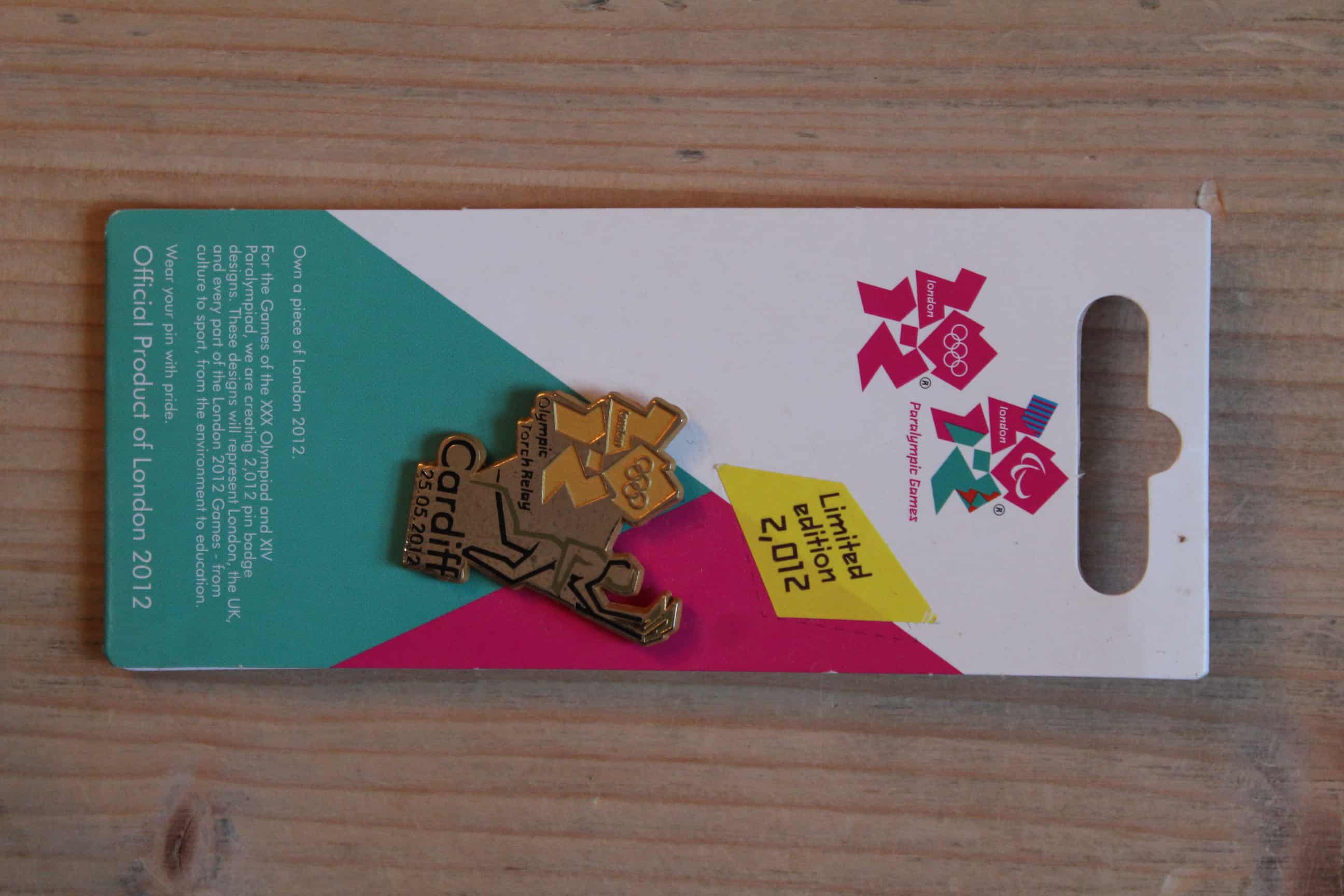 2012 LONDON OLYMPICS TORCH RELAY (CARDIFF) PIN BADGE